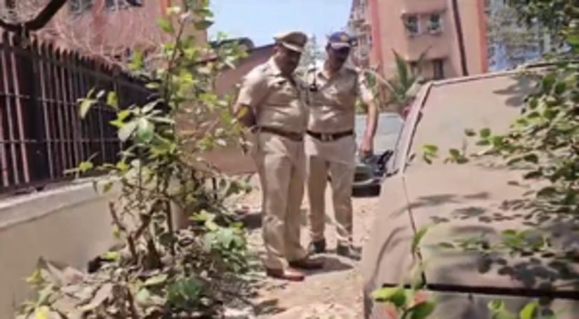 मुंबई : कार में खेलते समय दो मासूम की दम घुटने से मौत