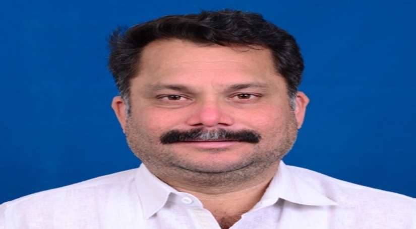 गोवा के पीडब्ल्यूडी मंत्री ने इस्तीफा दिया, कांग्रेस में शामिल होने का रास्ता साफ