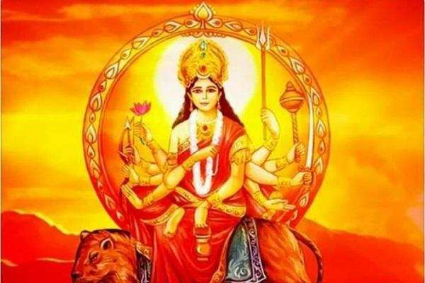 Shardiya navratri 2020: मां चंद्रघंटा की पूजा से मिलता है निर्भय होने का आशीर्वाद