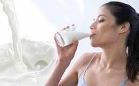 दूध के कुछ फायदे जो आपको जरूर जानना चाहिए