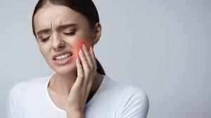 Teeth Diseases: दांतों के दर्द से राहत पाने के घरेलू और कारगर उपाय