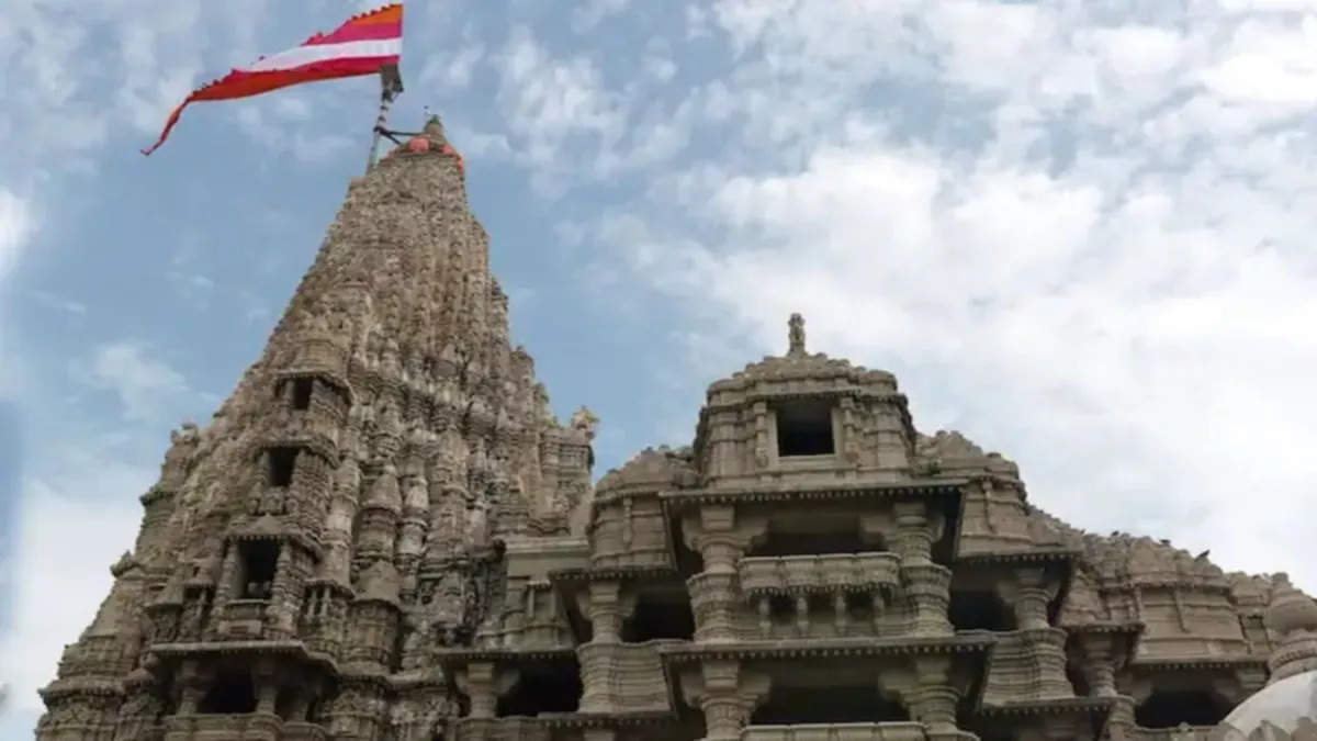Janmashtami Dwarkadhish Temple: जन्माष्टमी पर जानें द्वारकाधीश मंदिर की ये खास बातें, जिससे शायद आप होंगे अंजान