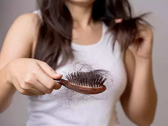 Hair Care: झड़ते बाल बढ़ा रहे है टेंशन तो महंगे शैंपू नहीं सिर्फ ये 4 चीजें कम करेंगी कंट्रोल