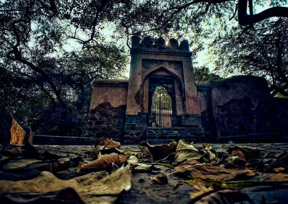 राजधानी दिल्ली ​के करोल बाग में भी है रहस्यमयी भूतिया किला, जहां शाम 5 बजे के बाद हैं जाने की पाबंदी