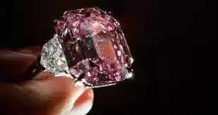 300 सालों में पहली बार मिला यहाँ सबसे बड़ा गुलाबी हीरा, जानिए इस दुर्लभ हीरे की कीमत और खासियत