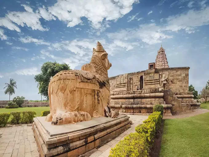 Travel Tips: देश के इन स्मारकों को अंग्रेजों ने नहीं भारतीयों ने करवाया था तैयार, सुंदरता देख विदेशी भी झुकाते है नजर