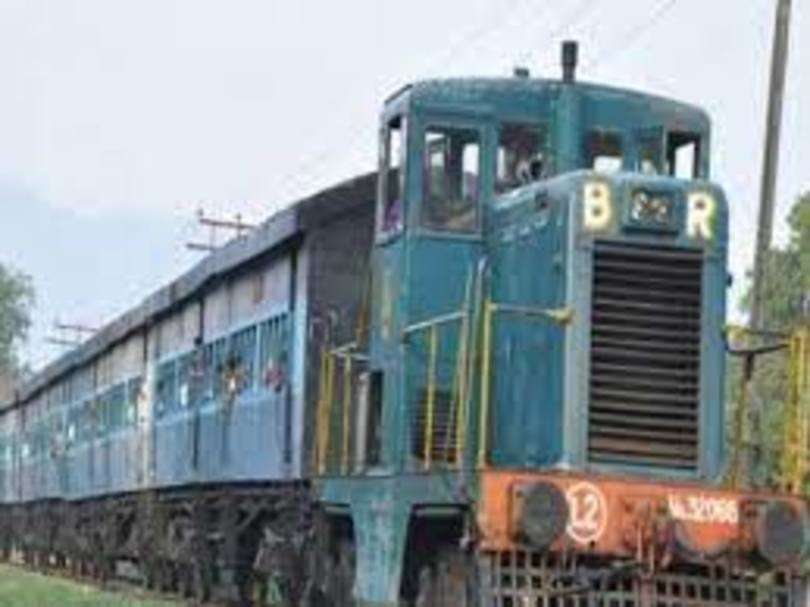 ये है भारत की सबसे अनोखी ट्रेन, जिसमें यात्रा करने का नहीं लगता एक भी रूपया, जानिए क्या है वजह