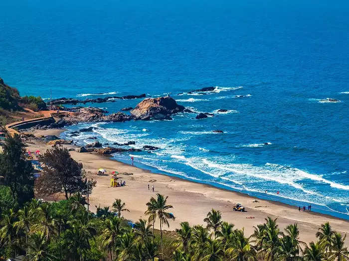 Travel Tips: गोवा के इन 5 ‘Beach’ पर परिवार के साथ न जाये भूलकर भी, नहीं तो अंग्रेजों को ऐसे देख आप पर न फूट जाए गुस्सा