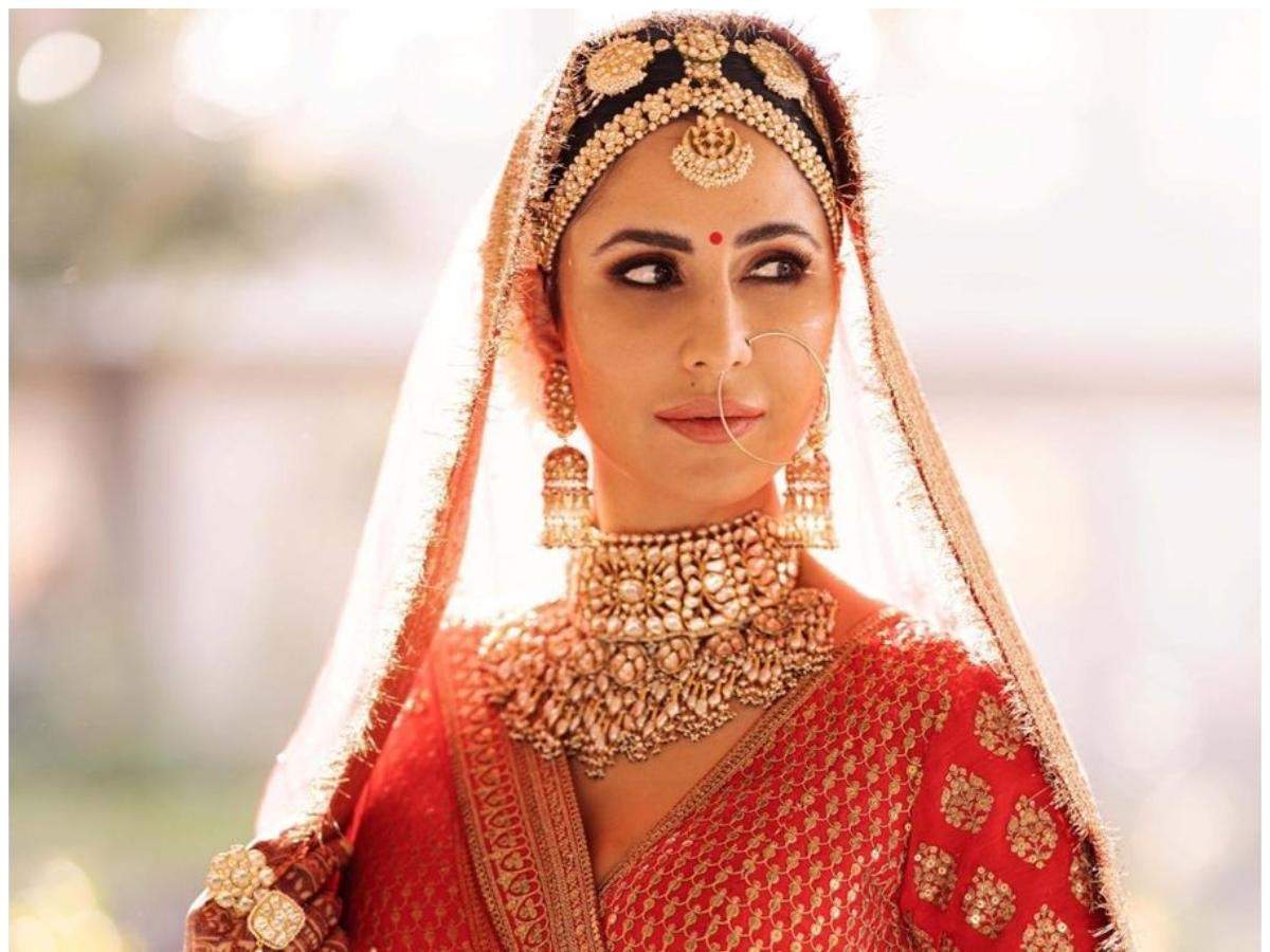 Bridal Makeup: शादी में दुल्हन रहे सतर्क, भूलकर भी ना करें मेकअप में ये गलतियां