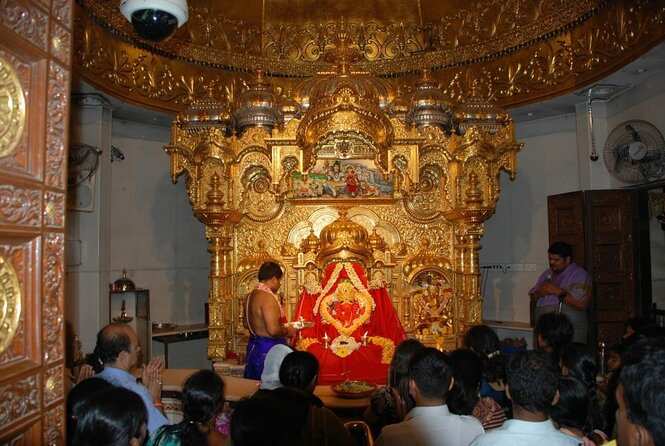 मुंबई का Siddhivinayak मंदिर है बेहद चमत्कारी, जहां जाने वाले हर भक्त की होती है मनोकामना पूरी