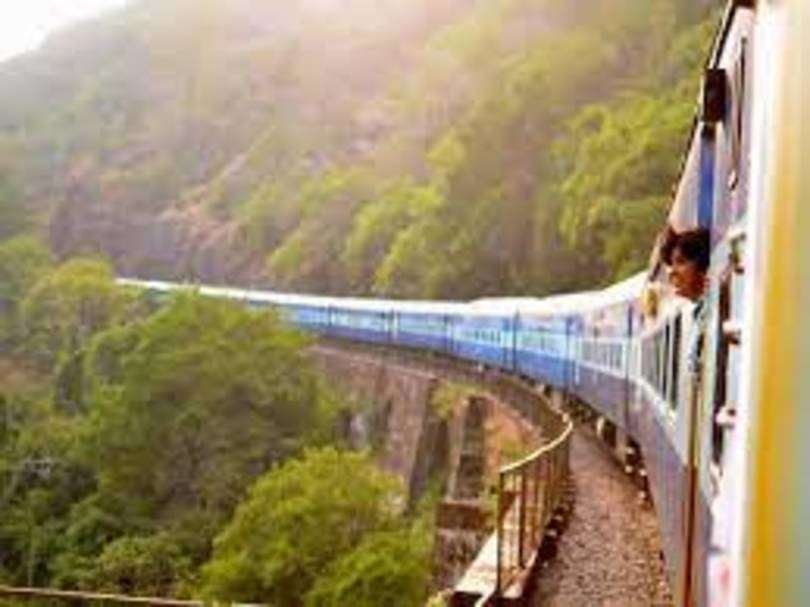 भारत की इस ट्रेन में 73 सालों से फ्री में यात्रा कर रहे लोग, जानिए क्यों नहीं लगता टिकट