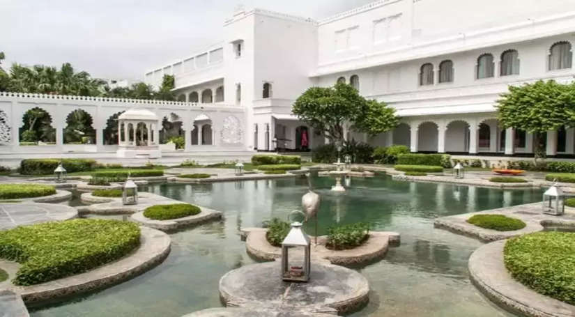 Expensive Hotels: भारत के ये है 7 सबसे महंगे होटल, जिनके एक रात के किराये में घूम सकते है विदेश