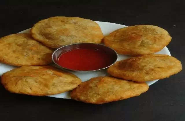 बच्चों के लिए आज बनाएं स्वादिष्ट Poha Kachori, इस रेसिपी के साथ स्वाद होगा लाजवाब