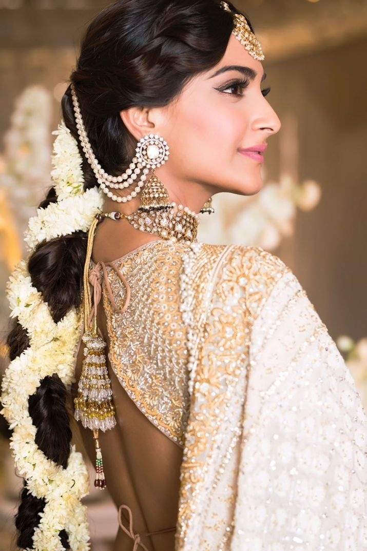 Republic Days Special: शादी में दिखना है Fashionable और गॉर्जियस तो आप भी लें इन Bollywood Actress से लें Insipiration