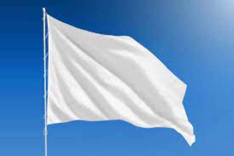 आखिर समर्पण के लिए क्यों सफेद झंडा ही दिखाया जाता है? कब से हुई थी इसकी शुरुआत? नहीं जानते होंगे ये कारण