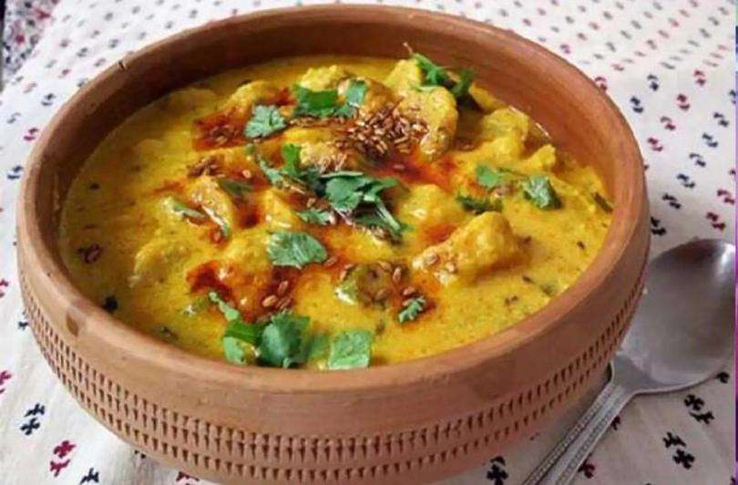 Rajasthani Recipe: डिनर में बनाएं Tasty राजस्थानी आटे की सब्जी