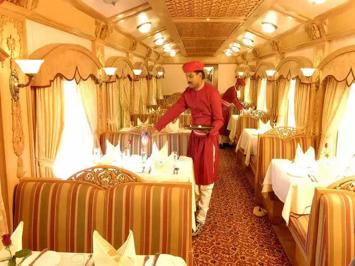 ये है भारत की सबसे शाही अंदाज वाली महंगी ट्रेन, जिसका एक रात का किराया पडेगा इतना महंगा कि आपकी 7 पुश्तें कर लेंगी सफर