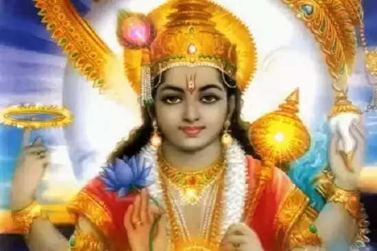Worship lord Vishnu and chant Vishnu chalisa on Thursday to avoid all problems in life